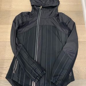 Lululemon black running jacket
